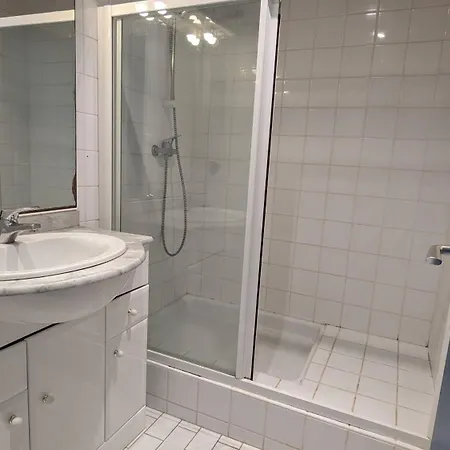 Appartement 5017 Cap D'agde - Tennis Village Alcove Pour 4 Pers Piscine Et Tennis *