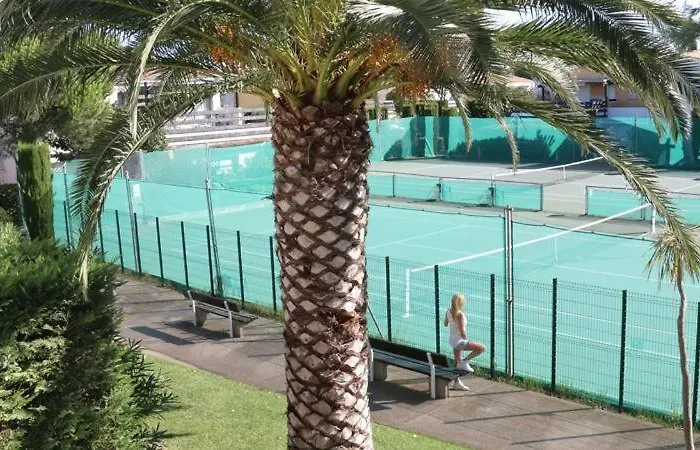 5017 Cap D'agde - Tennis Village Alcove Pour 4 Pers Piscine Et Tennis Apartment *